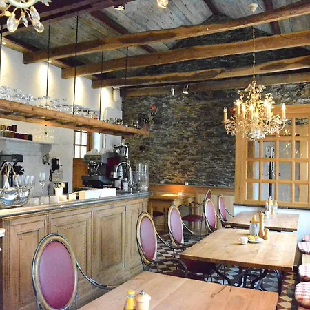Holiday Home In Bi Vre With Terrace, Cleaning Included